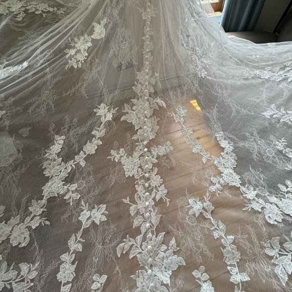 Allure Romance 3561 Wedding Gown - Picture 3 of 9